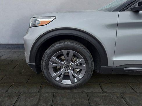 Certified 2023 Ford Explorer XLT w/ Equipment Group 202A AWD/4WD image 27
