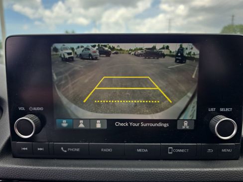 Used 2025 Honda Civic Sport image 18