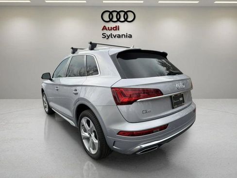 Certified 2025 Audi Q5 2.0T Premium Plus w/ Premium Plus Package AWD/4WD image 5