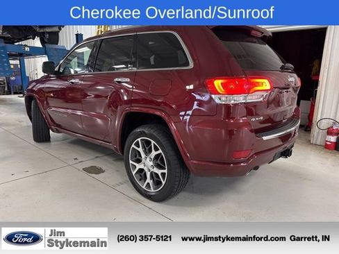 Used 2019 Jeep Grand Cherokee Overland AWD/4WD image 8