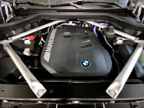 New 2026 BMW X7 xDrive40i image 16