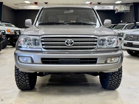 Used 2003 Toyota Land Cruiser image 3