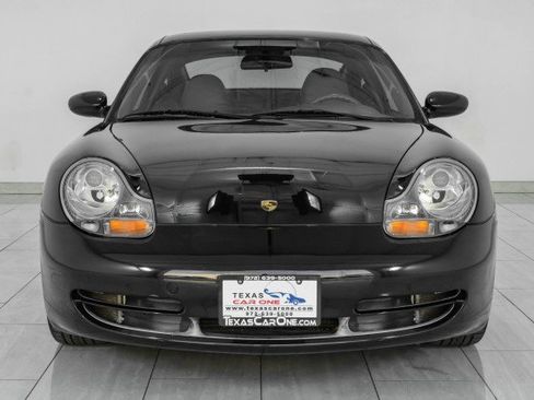 Used 2001 Porsche 911 Carrera 4 image 3