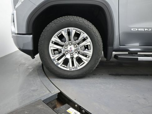 Used 2021 GMC Sierra 1500 Denali w/ Driver Alert Package II image 8