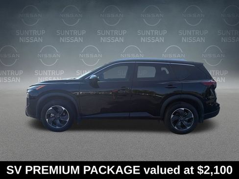 Used 2024 Nissan Rogue SV w/ SV Premium Package FWD image 2