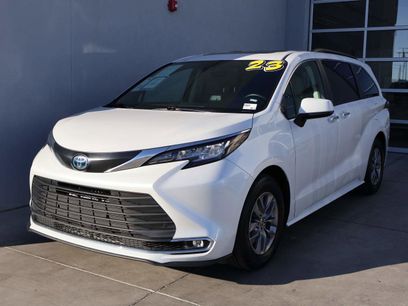 Used 2023 Toyota Sienna XLE