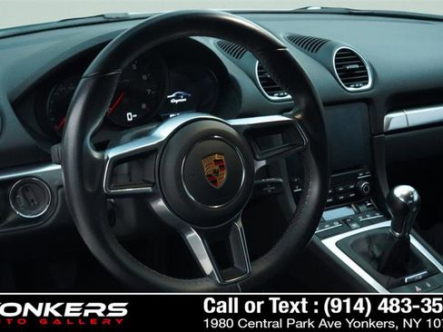 Used 2018 Porsche 718 Cayman image 29