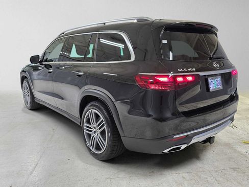 Certified 2025 Mercedes-Benz GLS 450 4MATIC image 5