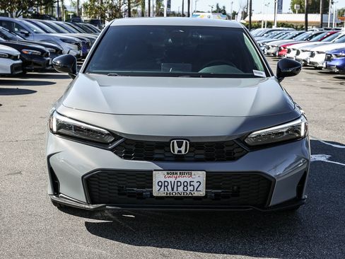 Used 2025 Honda Civic Sport image 2