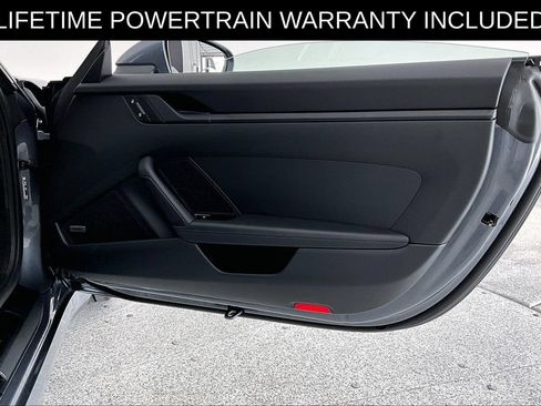 Used 2025 Porsche 911 Carrera T RWD image 23