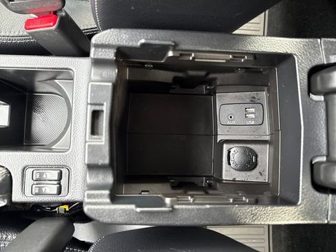 Used 2015 Subaru Impreza 2.0i Limited image 26