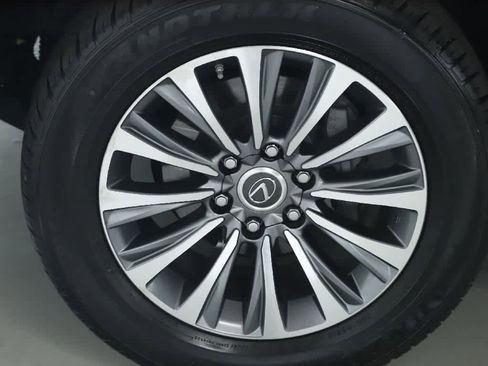 Used 2021 Lexus GX 460 Luxury w/ Accessory Package AWD/4WD image 39