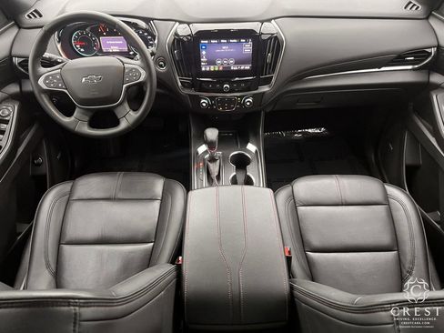 Used 2023 Chevrolet Traverse RS image 11
