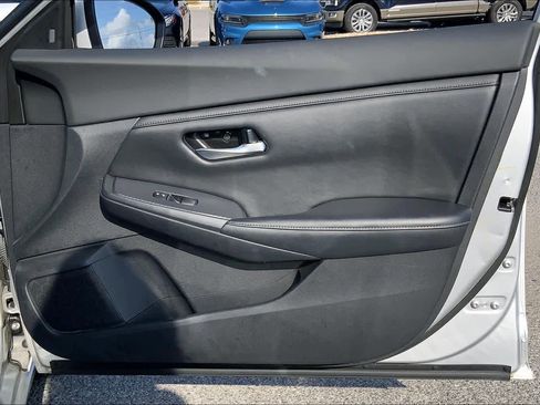 Used 2021 Nissan Sentra SV image 23