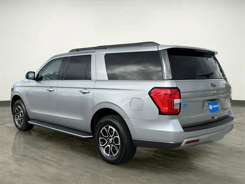 Certified 2023 Ford Expedition Max XLT image 4