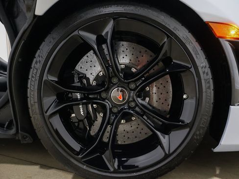 Used 2018 McLaren 720S image 28