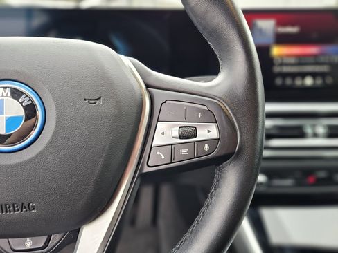 Used 2024 BMW i4 xDrive40i image 28