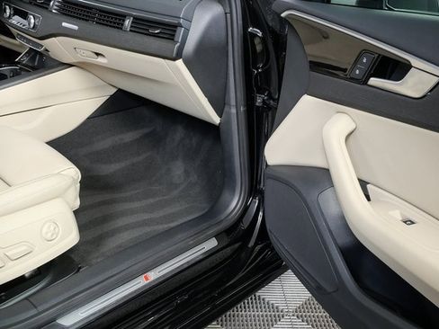 Used 2021 Audi A4 2.0T Premium image 22