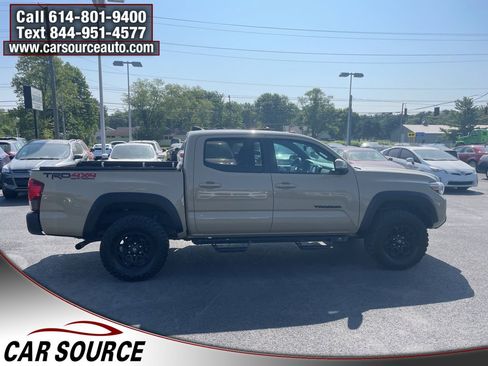 Used 2019 Toyota Tacoma TRD Off-Road image 11