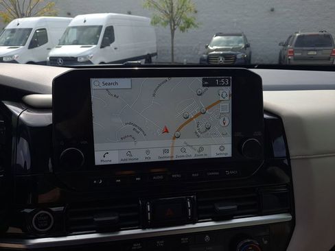 Certified 2024 Nissan Pathfinder SL image 21