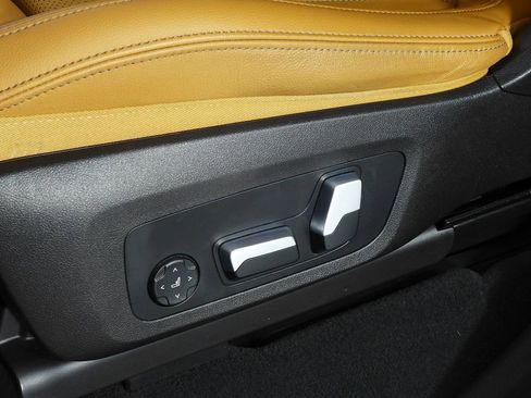 Certified 2023 BMW X3 sDrive30i w/ Convenience Package image 23