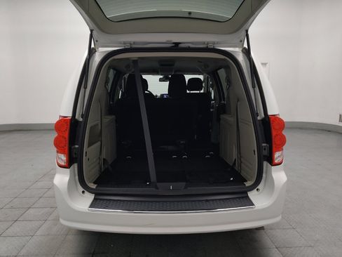 Used 2019 Dodge Grand Caravan SE w/ UConnect Hands-Free Group FWD image 29