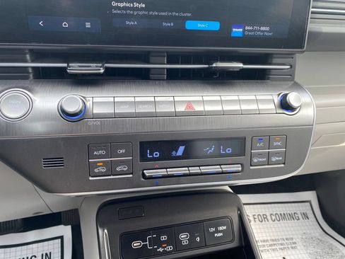 Certified 2024 Hyundai Kona SEL w/ Convenience Package AWD/4WD image 19