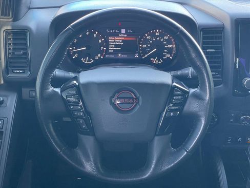 Used 2022 Nissan Frontier PRO-4X w/ Pro-4X Premium Package AWD/4WD image 12
