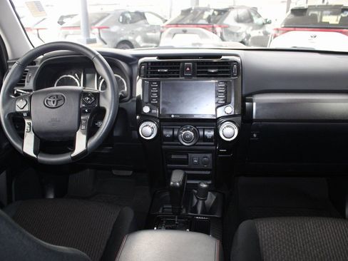 Certified 2020 Toyota 4Runner TRD Off-Road image 24