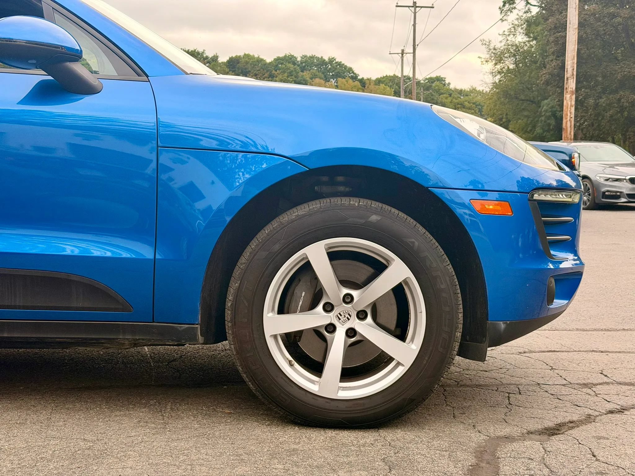 Used 2017 Porsche Macan AWD/4WD image 9