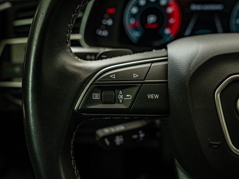 Used 2021 Audi Q8 Premium Plus w/ Premium Plus Package image 22