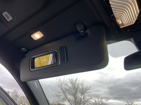 Used 2023 BMW X5 xDrive40i w/ M Sport Package image 76