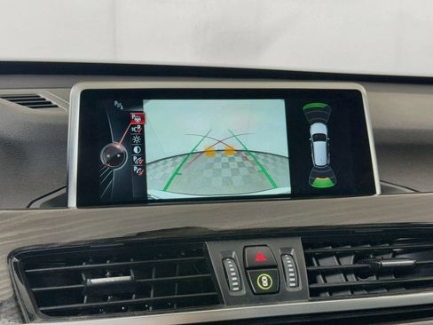 Used 2017 BMW X1 xDrive28i AWD/4WD image 18