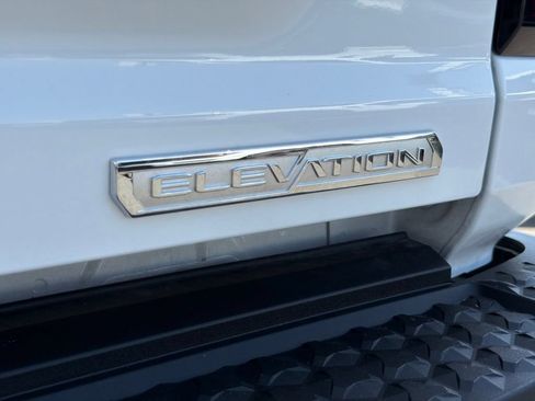 Used 2024 GMC Canyon Elevation w/ Convenience Package RWD image 15