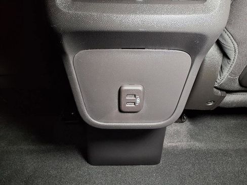 Used 2023 GMC Terrain SLE w/ Elevation Edition image 14