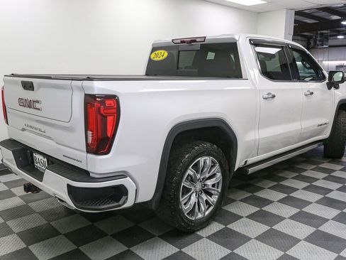 Used 2024 GMC Sierra 1500 Denali w/ Denali Reserve Package AWD/4WD image 9