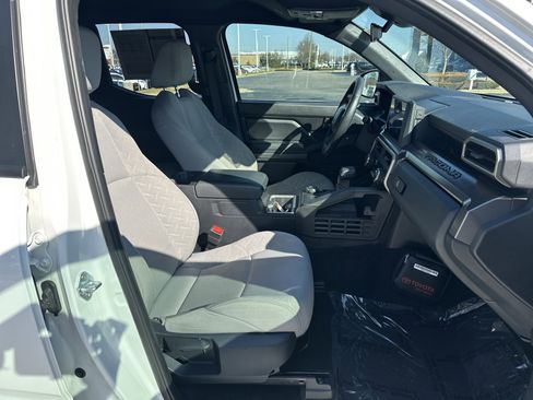 Certified 2024 Toyota Tacoma SR5 image 32