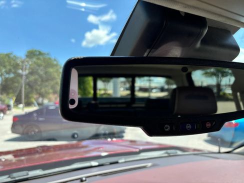 Used 2017 Chevrolet Silverado 1500 High Country AWD/4WD image 32