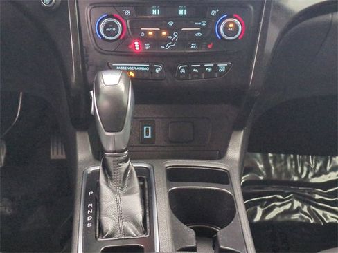 Used 2019 Ford Escape Titanium image 19