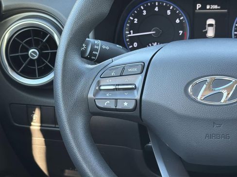 Used 2023 Hyundai Kona SEL image 12