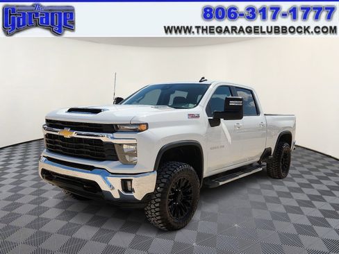 Used 2024 Chevrolet Silverado 2500 LT AWD/4WD image 1