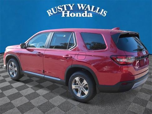 New 2025 Honda Pilot EX-L image 3