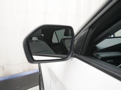 Used 2021 Ford Explorer XLT w/ XLT Sport Appearance Package image 25