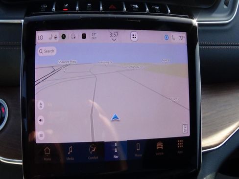 Certified 2024 Jeep Grand Cherokee L Summit w/ Luxury Tech Group V image 32