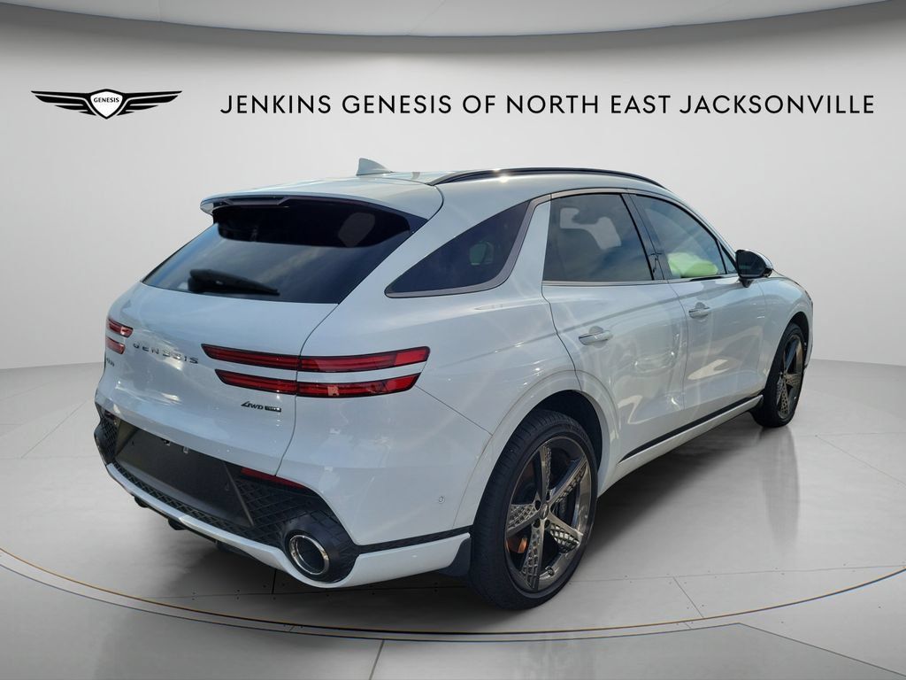Used 2025 Genesis GV70 3.5T Sport w/ Sport Advanced Package AWD/4WD image 2
