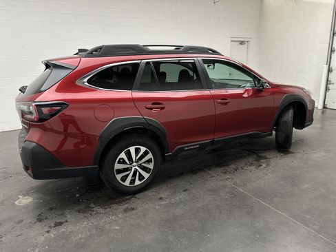 Used 2025 Subaru Outback Premium w/ Popular Package #1A AWD/4WD image 8