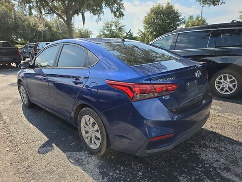 Used 2021 Hyundai Accent SE FWD image 5