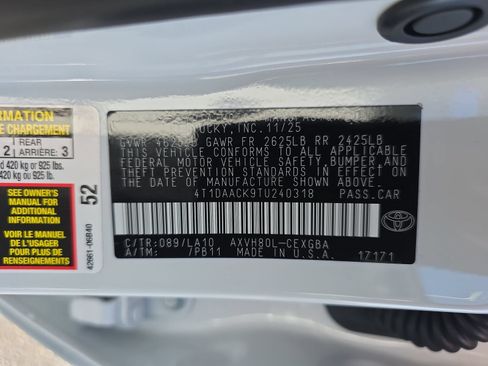 Used 2026 Toyota Camry XLE w/ Premium Plus Package FWD image 34