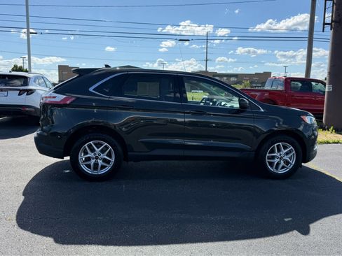 Used 2024 Ford Edge SEL AWD/4WD image 8