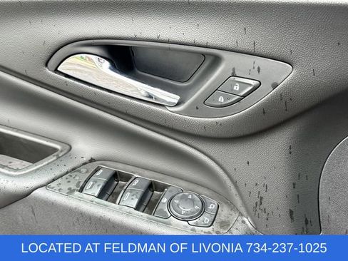 Used 2021 Chevrolet Equinox LT FWD image 22